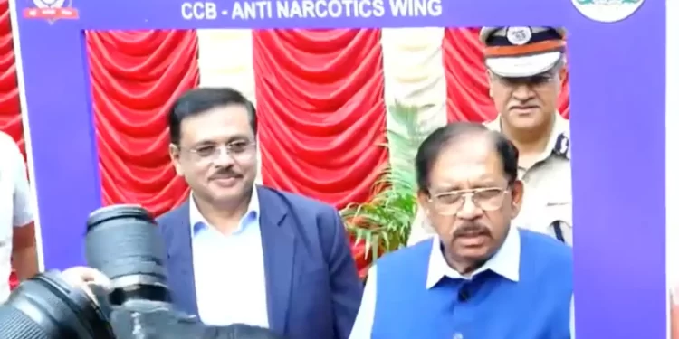 ಕರ್ನಾಟಕ ಪೊಲೀಸರು ಅಂತಾರಾಷ್ಟ್ರೀಯ ಮಾದಕ ವಸ್ತುಗಳ ದುರುಪಯೋಗ ವಿರೋಧಿ ದಿನವನ್ನು ಆಚರಿಸುತ್ತಿದ್ದಾರೆ